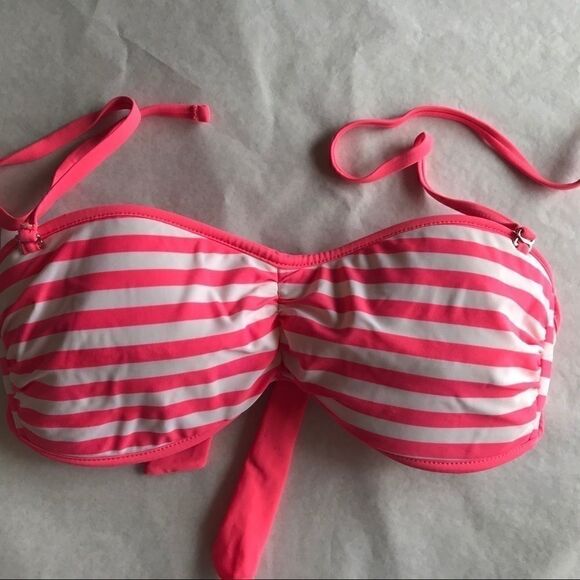 NWT Catalina L ( 12/14) Awesome Bikini Top!! - Picture 5 of 6